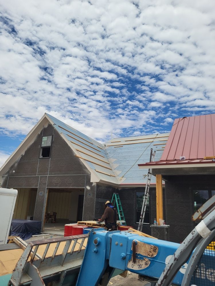 Slide of G&V Roofing