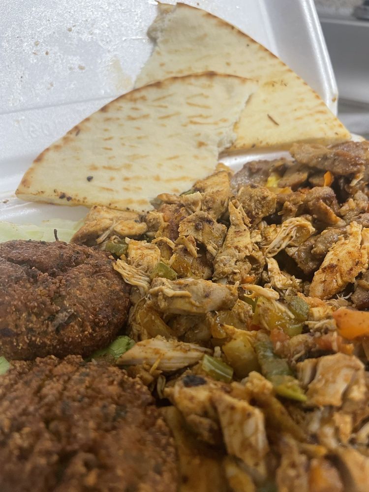 Food from WAVA HALAL GRILL