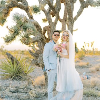 Flora Pop - by Gaby J Photography - Wedding Chapels Near Me Flora Pop - by Gaby J Photography - Wedding Chapels Near Me