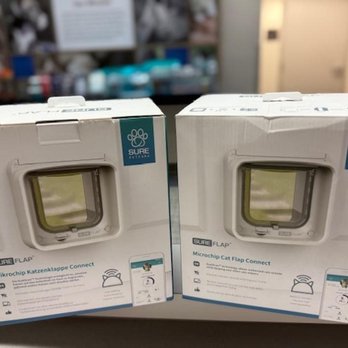 Apple Valley Veterinary Clinic - SUREFlap Microchip Cat Flap Connect - Veterinarians Near Me - Appleton, Wisconsin