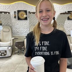 Versaci Nails Spa - At Versaci nails and spa!! Always a clean salon! With friendly staff. Great start to a mother daughter day!