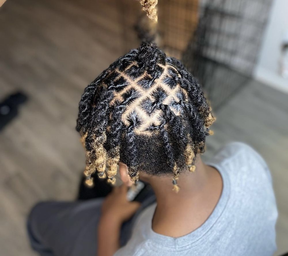 Luxe Locs By Rae Logo