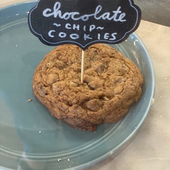 Sydney Providence - Chewy - Coffee & Tea Near Me - Providence, Rhode Island
