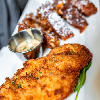 310 Eatery - The Temecula Sunrise ($15) Fried Chicken w/ corn-flake covered French Toast - Burgers Near Me - Albany, California