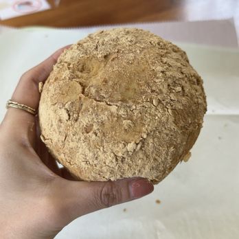 Cafe W Bakery and Desserts - Injeolmi Cream Red Bean Bread - Cafes Near Me - Flushing, New York