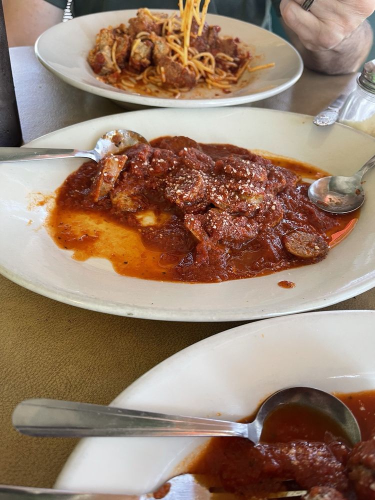 Tomatos Mexican & Italian Restaurant
