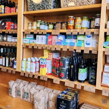 Salmonberry Green Grocer - (10/5/24) - Organic Stores Near Me - Seattle, Washington