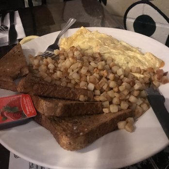 Tomahawk Barbeque - Barbeque Near Me - North Vancouver, British Columbia