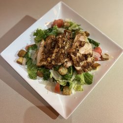 Kingston Mines - Chicken Caesar Salad
