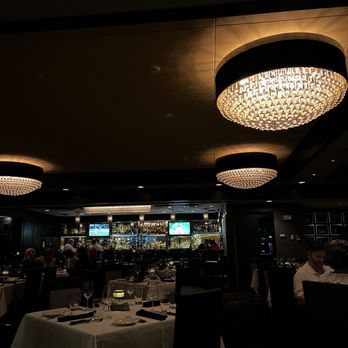 Morton's The Steakhouse - Steakhouses Near Me - Hackensack, New Jersey