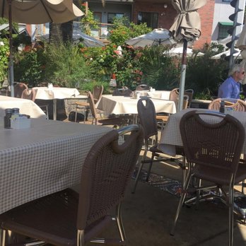Napa General Store - Outdoor seating - Home Decor Near Me - Napa, California