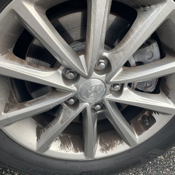 Watch It Sparkle Mobile Detailing - Partially clean the rim - Auto Detailing Near Me - Jacksonville, Florida Watch It Sparkle Mobile Detailing - Partially clean the rim - Auto Detailing Near Me - Jacksonville, Florida