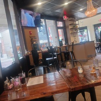 Cucina Pizza & Bar - Salad Near Me - Orlando, Florida