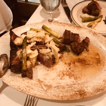 Benjamin Steakhouse - Porterhouse Steak for Two - Steakhouses Near Me - White Plains, New York