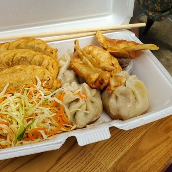 Bold Dumpling - Combination Dumpling Platter (3 beef, 3 chicken, and 3 deep-fried kimchi dumplings) - Chinese Near Me - Annandale, Virginia