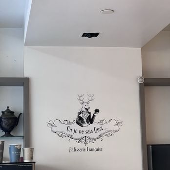 Un Je Ne Sais Quoi - Desserts Near Me - Washington, DC, District of Columbia