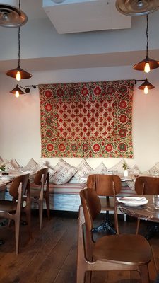 Villa Mamas Restaurant London by null