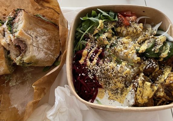 Moody Market & Provisions by null