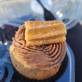 Bree's Cakes - Nutella church cupcake - Bakeries Near Me - Simi Valley, California Bree's Cakes - Nutella church cupcake - Bakeries Near Me - Simi Valley, California