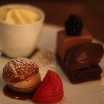 Battello - dessert trio - Italian Near Me - Jersey City, New Jersey