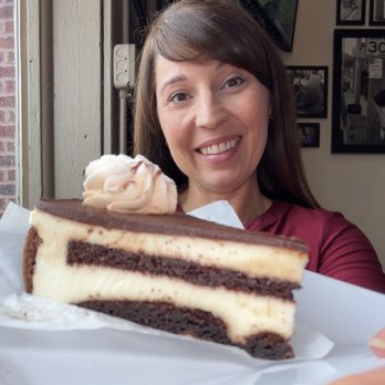 Cupini's - Cake - Italian Near Me - Kansas City, Missouri Cupini's - Cake - Italian Near Me - Kansas City, Missouri
