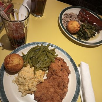 OK Cafe - Fried Chicken Breast A la Carte Green Beans Triple Cheese Macaroni Ribs - Diners Near Me - Atlanta, Georgia