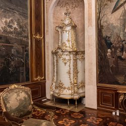 Schloss Schönbrunn - From the castle, rooms and art to the gardens, the setting here is breathtaking.