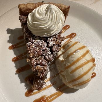 Cole's Chop House - Pecan pie a la mode - Steakhouses Near Me - Napa, California