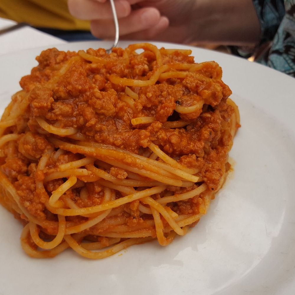 Da Vinci - Spaghetti boulegneae was ok too... But not awesome. - Italian Near Me - Lisbon, 11