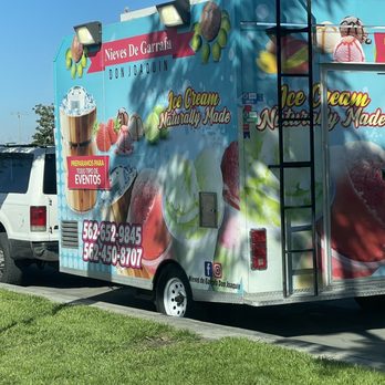 Nieves De Garrafa Don Joaquin - Ice cream trailer - Shaved Ice Near Me - Whittier, California Nieves De Garrafa Don Joaquin - Ice cream trailer - Shaved Ice Near Me - Whittier, California