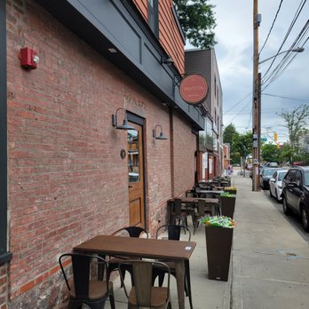 The Hutton - New American Near Me - Jersey City, New Jersey