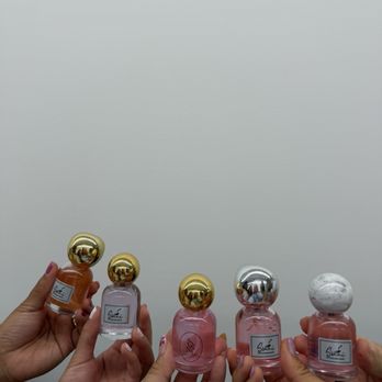 Sonni DIY Perfume Making - Perfume Near Me - Newport Beach, California Sonni DIY Perfume Making - Perfume Near Me - Newport Beach, California