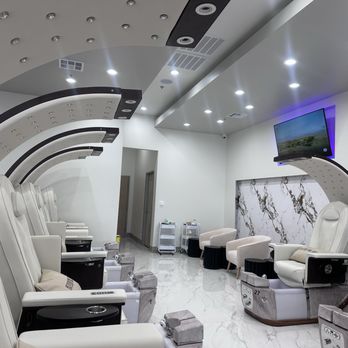 Artisan Nail Bar - Nail Salons Near Me - Prosper, Texas