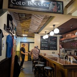 ØL Beercafe & Bottle Shop - Back of the bar