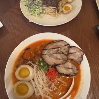 E Ramen - Cold ramen Nikumiso and Tonkotsu Ramen - Ramen Near Me - Sacramento, California