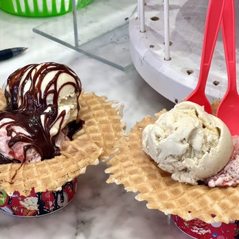 Sloan's - Los Angeles - Cherries classic & vanilla ice cream topped with chocolate sauce. - Ice Cream & Frozen Yogurt Near Me - Los Angeles, California Sloan's - Los Angeles - Cherries classic & vanilla ice cream topped with chocolate sauce. - Ice Cream & Frozen Yogurt Near Me - Los Angeles, California