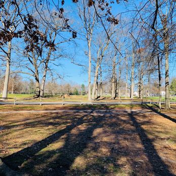 Merril Park - Parks Near Me - Colonia, New Jersey