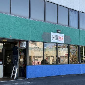 Iron Pan - Vietnamese Near Me - Honolulu, Hawaii
