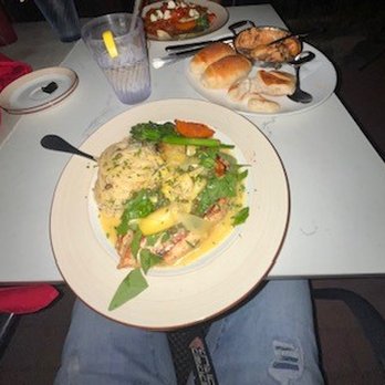 Italian Cafe - chicken Picatta with stuffed mushrooms - Italian Near Me - Irving, Texas Italian Cafe - chicken Picatta with stuffed mushrooms - Italian Near Me - Irving, Texas
