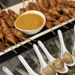 Pacific Northwest Catering - Pacific Northwest Catering Appetizers Coconut Prawns, Swedish Meatballs