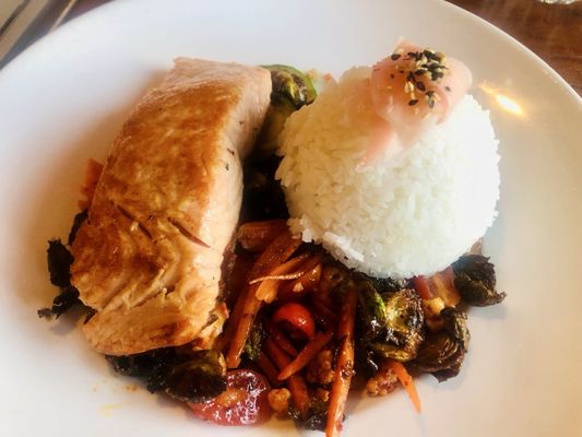 Gunbarrel Tavern & Eatery by null