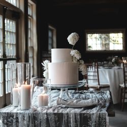 Carefree Cakery