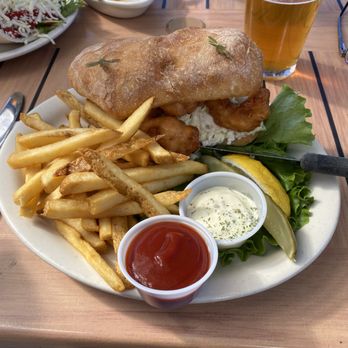 Driftwood Restaurant & Lounge - Prawn Po'boy - Lounges Near Me - Cannon Beach, Oregon Driftwood Restaurant & Lounge - Prawn Po'boy - Lounges Near Me - Cannon Beach, Oregon