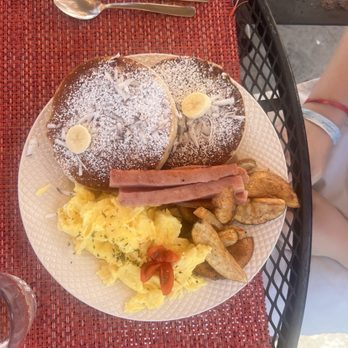 Las Vistas Cafe - Coconut Banana pancakes with ham and eggs. - Breakfast & Brunch Near Me - Fajardo, Puerto Rico Las Vistas Cafe - Coconut Banana pancakes with ham and eggs. - Breakfast & Brunch Near Me - Fajardo, Puerto Rico