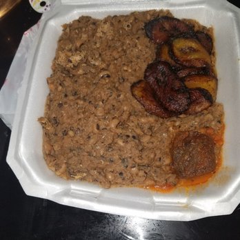 Kemi's Kitchen - Beans and Plantains with beef - Caterers Near Me - Grand Prairie, Texas