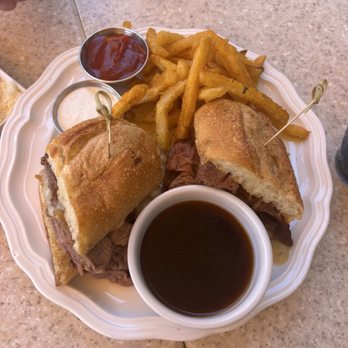 Alexxa's - Wagyu French dip - Breakfast & Brunch Near Me - Las Vegas, Nevada Alexxa's - Wagyu French dip - Breakfast & Brunch Near Me - Las Vegas, Nevada