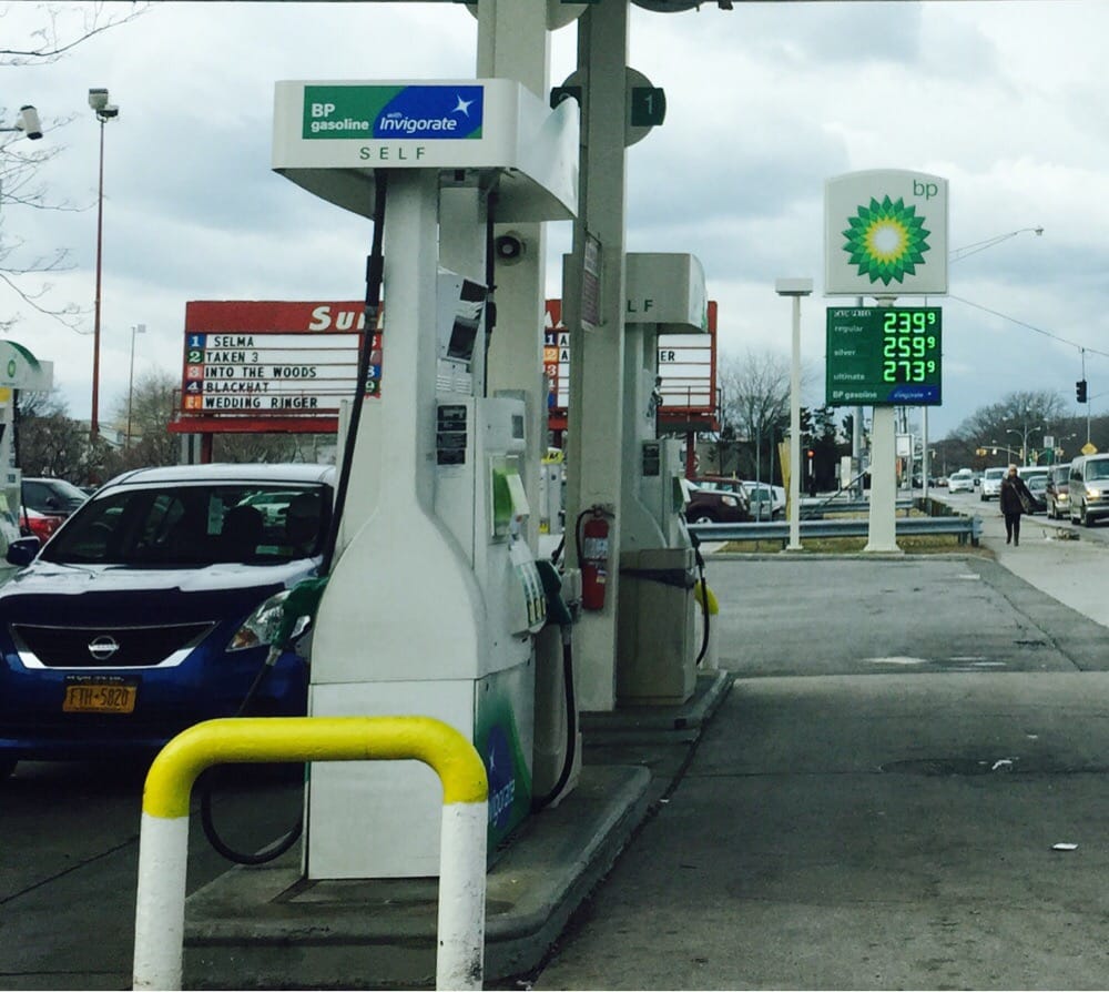 BP GAS STATION Updated October 2024 700 W Sunrise Hwy, Valley