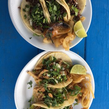 Matamoros Tacos - Barbacoa with onion and cilantro on corn tortillas (top) and Pollo Asada with onion and cilantro on corn tortillas (bottom) - Food Stands Near Me - Austin, Texas Matamoros Tacos - Barbacoa with onion and cilantro on corn tortillas (top) and Pollo Asada with onion and cilantro on corn tortillas (bottom) - Food Stands Near Me - Austin, Texas