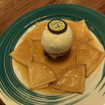 Cambalache - Crepe Suzettee - Argentine Near Me - Cancún, ROO