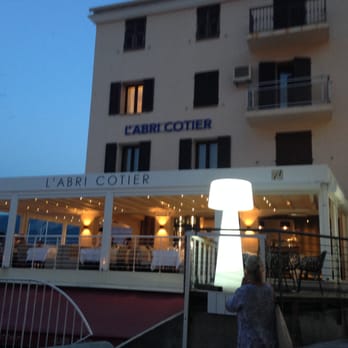 L'abri côtier - la terrasse domine d'une tête tous les restaurants du quai, une vue sublime sur le port, la citadelle, le coucher de soleil, les yachts... - Food Near Me - Calvi, 2B L'abri côtier - la terrasse domine d'une tête tous les restaurants du quai, une vue sublime sur le port, la citadelle, le coucher de soleil, les yachts... - Food Near Me - Calvi, 2B